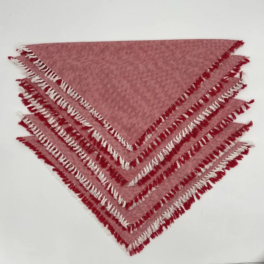 6 Cloth Napkins Fringe Herringbone Pattern‎ Red White Picnic Christmas Holiday